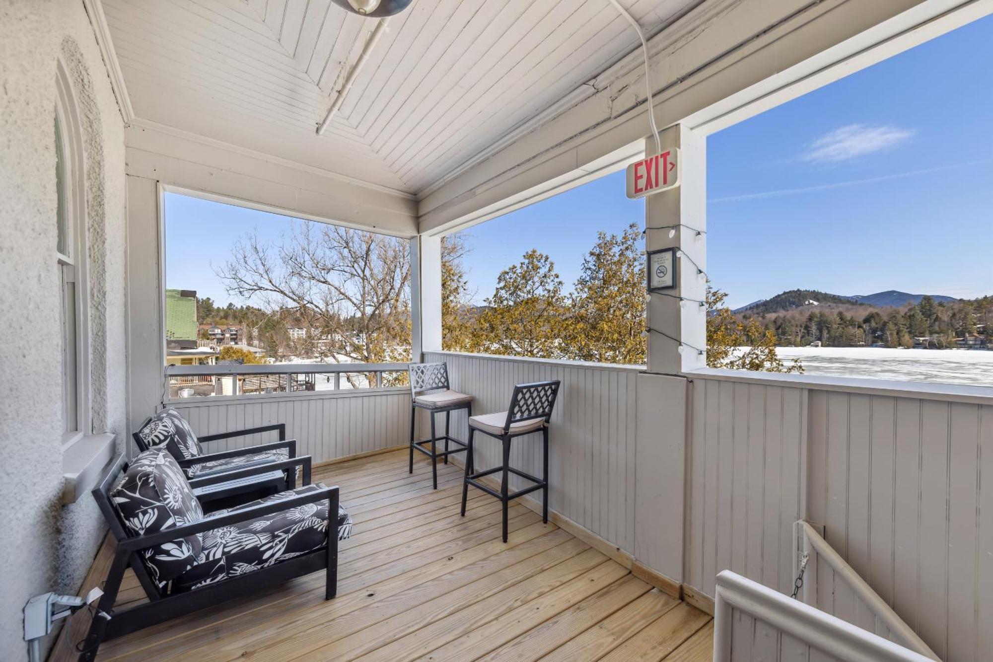 The Haus On Mirror Lake Lake Placid Habitación foto